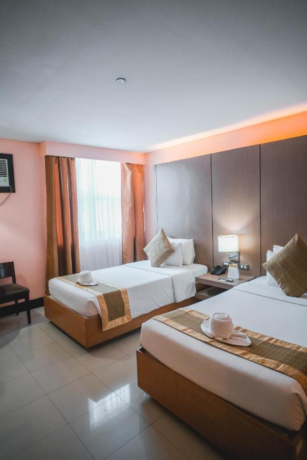 Manila Grand Opera Hotel Exterior photo