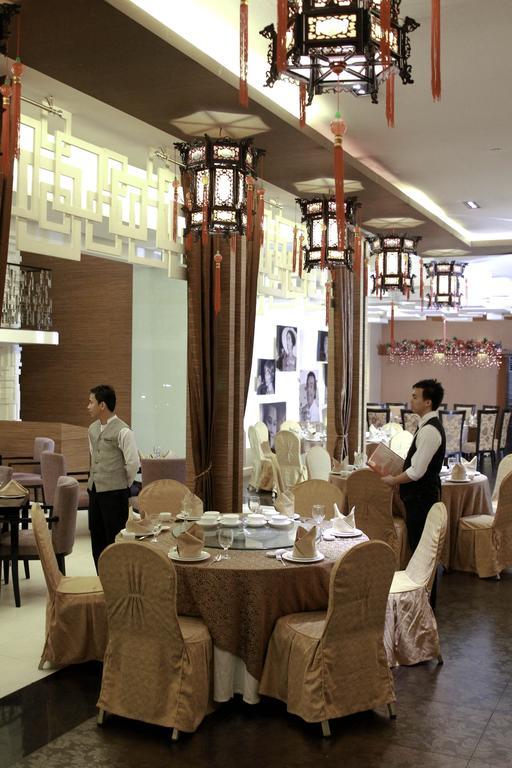 Manila Grand Opera Hotel Exterior photo